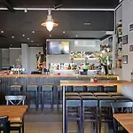 Spoton & Sportsbar *