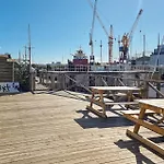 Ship In With Sauna Göteborg