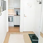 Chic 1br Center Sleeps 4 Braemaregarden