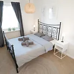 Chic 1br Center Sleeps 4 Braemaregarden *