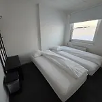 Office Albergue Gotemburgo
