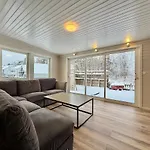 Holiday home Workers Premium - 5 Bedroom - 10 Beds - Parking