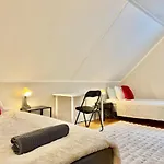 Workers Premium - 5 Bedroom - 10 Beds - Parking Holiday home *