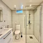 Holiday home Workers Premium - 5 Bedroom - 10 Beds - Parking *