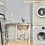 Workers Premium - 5 Bedroom - 10 Beds - Parking * Gothenburg