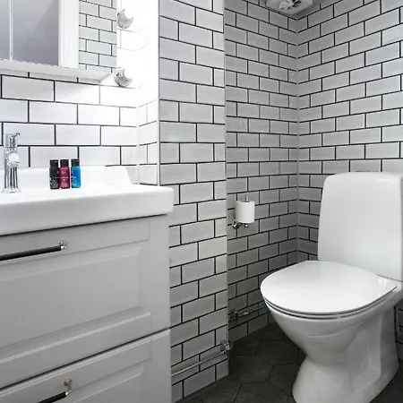 Wow, Foereningsgatan 9 3* Gotemburgo