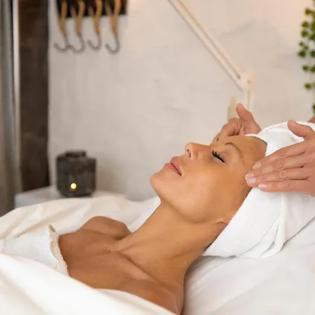 Treetop Hangout & 3* Gothenburg