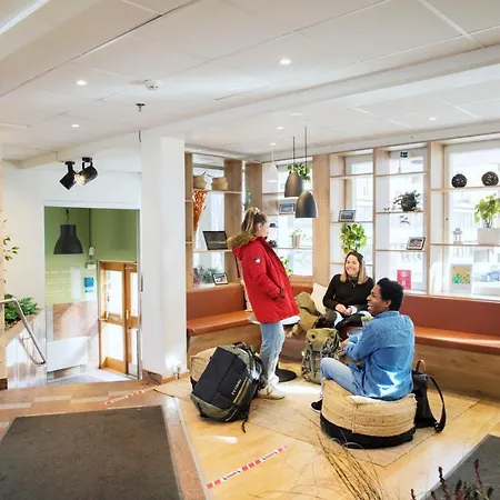 Hostel Backpackers *