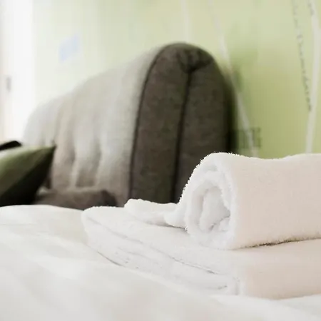Hotel Slottsskogen 2*