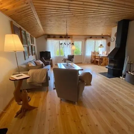 Prázdninový dům Bjoersjoedal House's