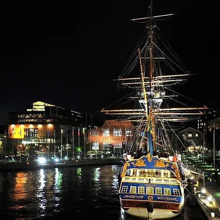 Otel Quality 11 & Eriksbergshallen 4*