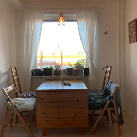 Cozy In Hip Central Area Homestay szállás