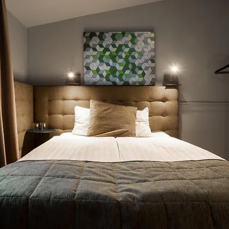 Poseidon Hotel 3*