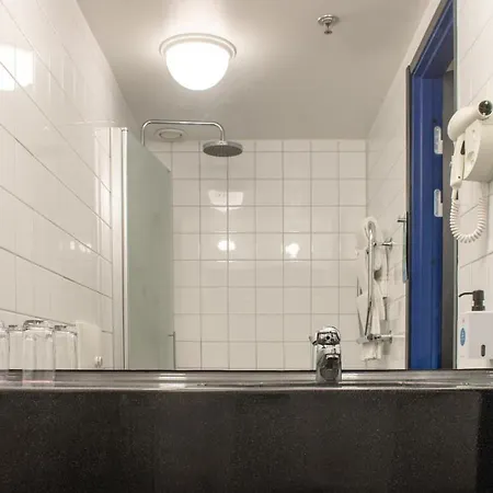 Quality 11 & Eriksbergshallen Hotel Gothenburg