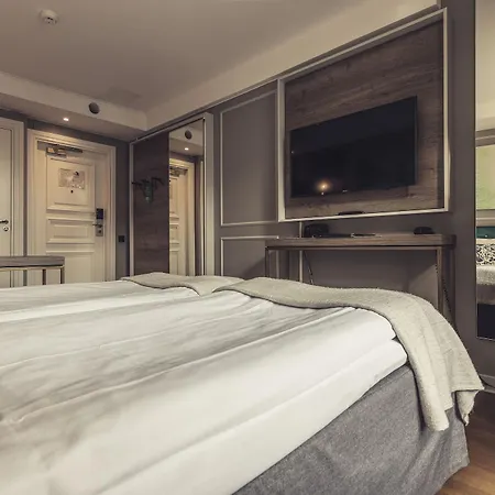 Poseidon Hotel