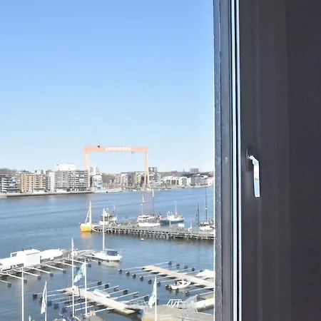 Отель Quality Waterfront