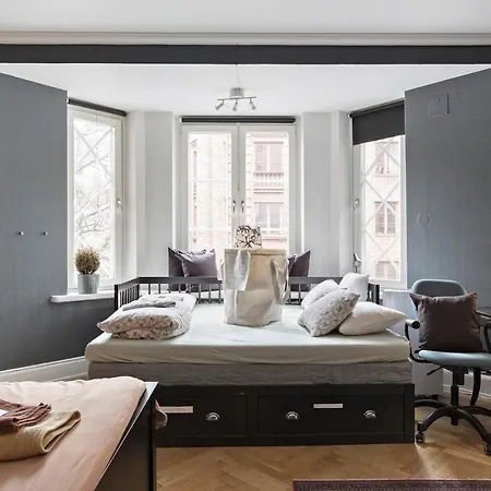 Ow, By A&j - Familj&bilen&hunden - Liseberg&avenyn! Frühstückspension 4*