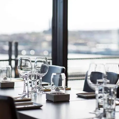 Quality 11 & Eriksbergshallen Otel