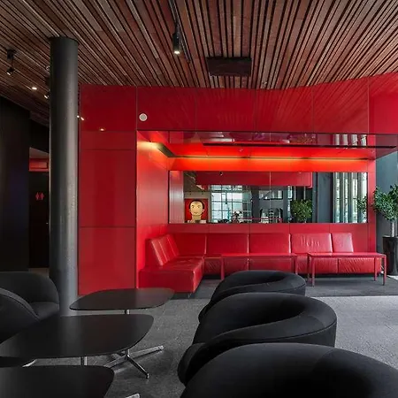 Quality 11 & Eriksbergshallen Otel