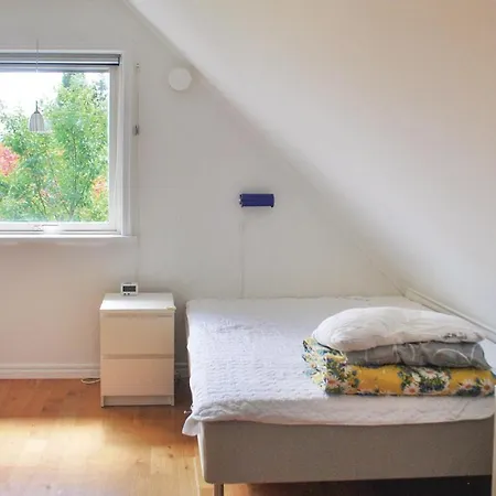 Nice In Svedalen With 4 Bedrooms And Wifi