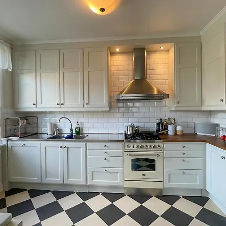 Casa vacanze Amazing In With Wifi Goteborg