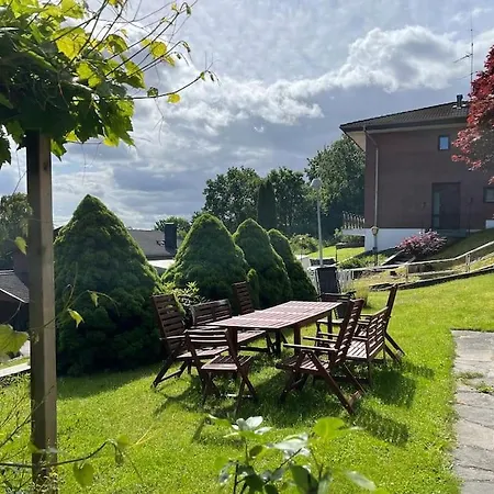 Willa Grand With Great Location!