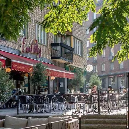 Modern 106m², 30 Sec Walk From Station! * Gothenburg