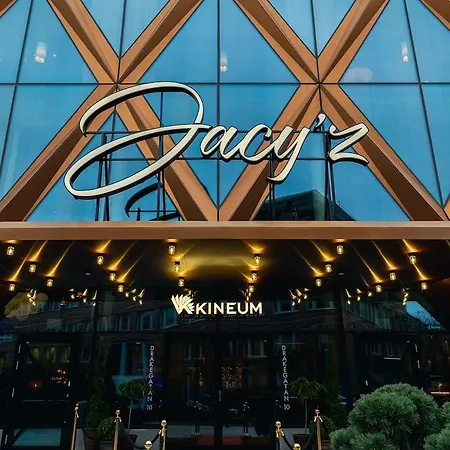 Hotel Jacy'z & 5*