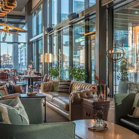 Hotel Radisson Blu Riverside 4*
