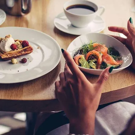 Upper House- Worldhotel