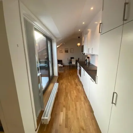 Appartamento Cozy Close To Central Station