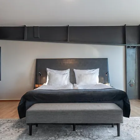 Otel Quality 11 & Eriksbergshallen 4*