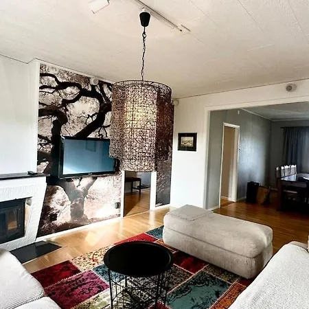 Familjevaenlig Nyrenoverad Vaning Apartment Gothenburg