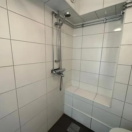 Superhomes 1 Gaest
