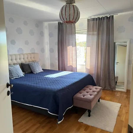 Villa I Villaomrade Naera Stan