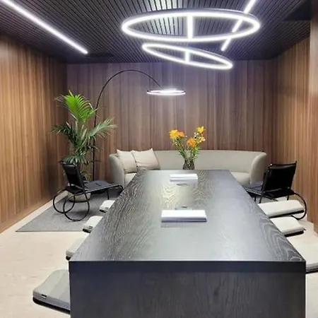 Karlatornet Queen Bed *