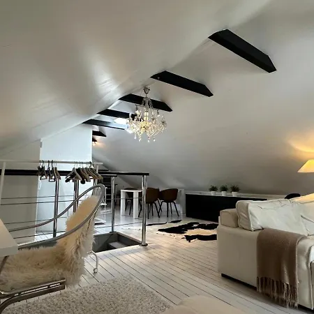 Penthouse For Workers & Familys Near Skf