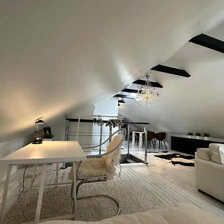 Penthouse For Workers & Familys Near Skf