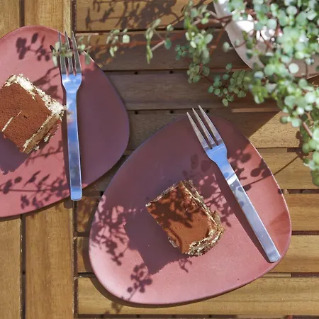 2 Bedroom Family With Balcony Free Parking Haha *