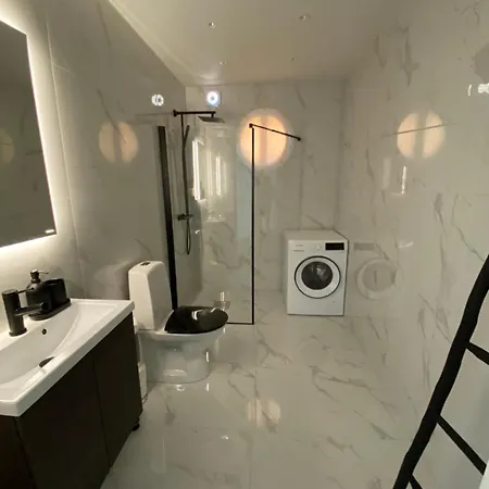 - Center - Free Parking Apartman *