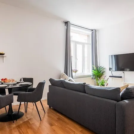 Large 2bd Gothenburg