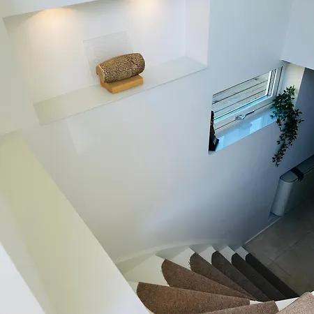 Foerstklassigt Naera Centrala Apartman