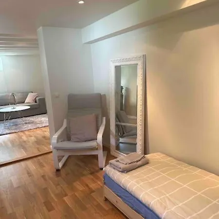 Foerstklassigt Naera Centrala Apartman