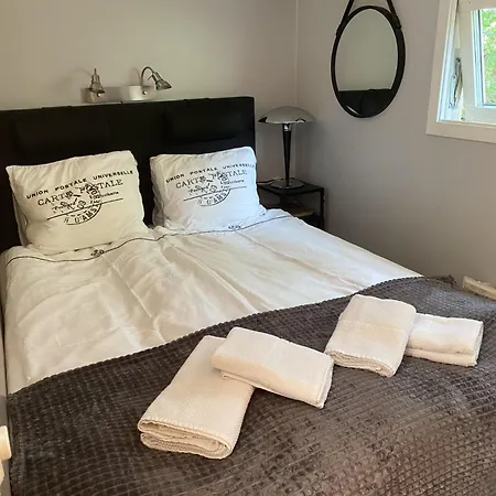 51 Oergryte Apartamento