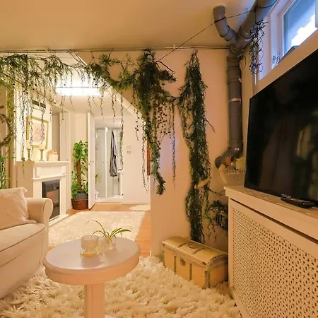 House For Workers & Familys Volvo גטבורג