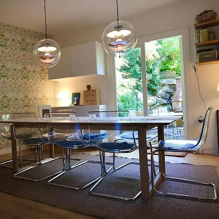Elegant With Views In Oergryte Apartment