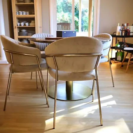 Elegant With Views In Oergryte *