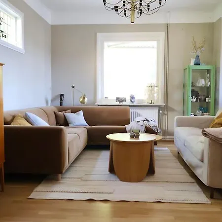Apartment Elegant With Views In Oergryte