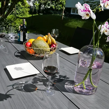 Haha Familjesol Homestay Gothenburg