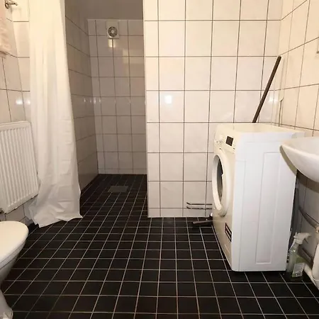 Workers 10-rooms Near Volvo Villa Gothenburg